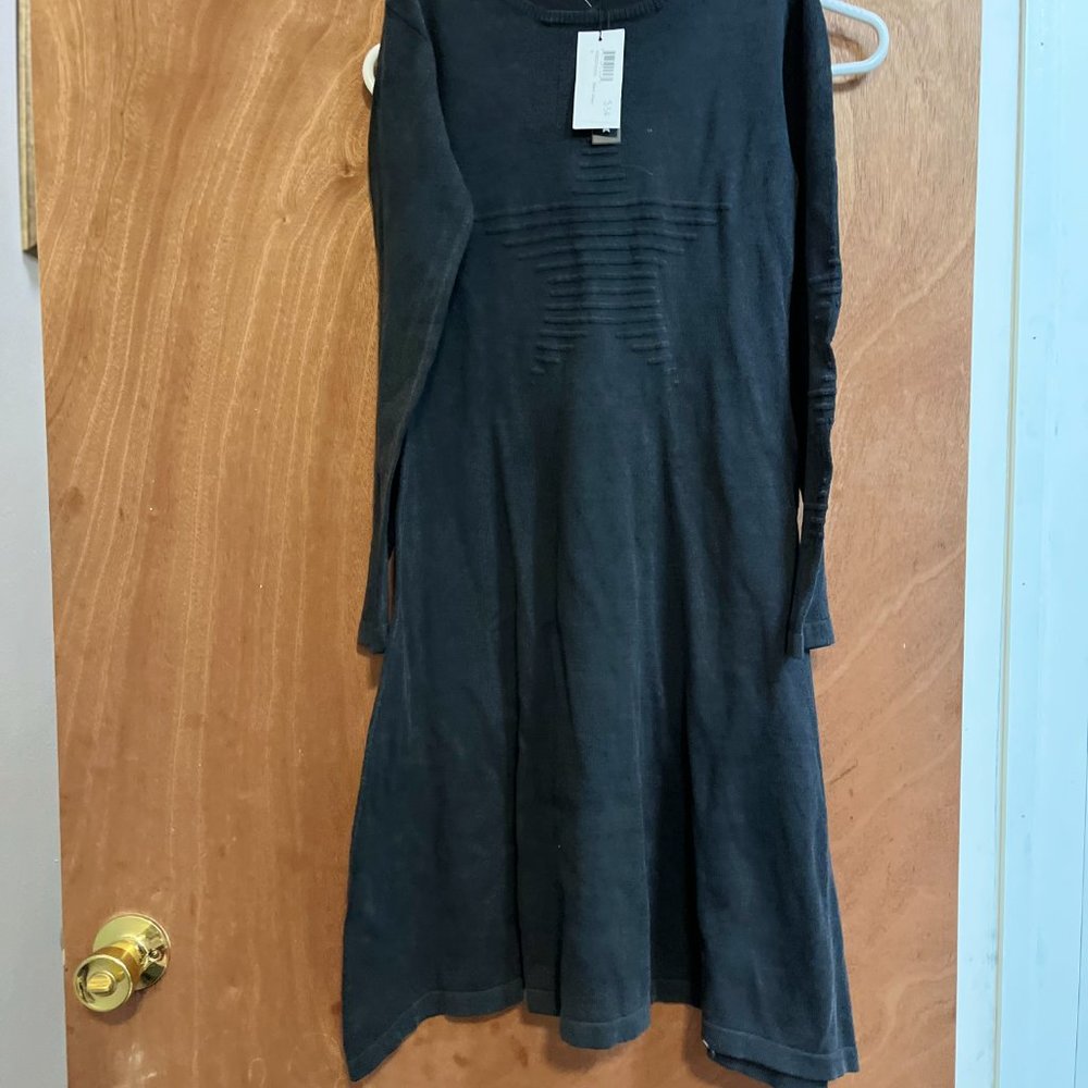 Girl's size 8 Five Star Long Sleeve Black Dress NWT